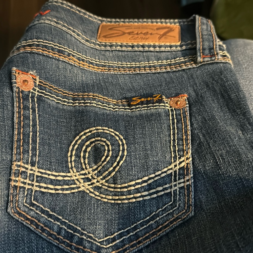 Seven jeans